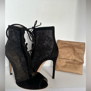 Gianvito Rossi Black Lace and Suede Open Toe Ankle Boot Heels Size 37